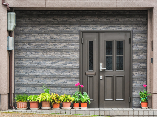 20 Front Tiles Design to Create the Perfect Entrance to Your Home ...